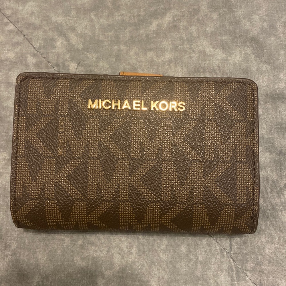 Michael Kors wallet